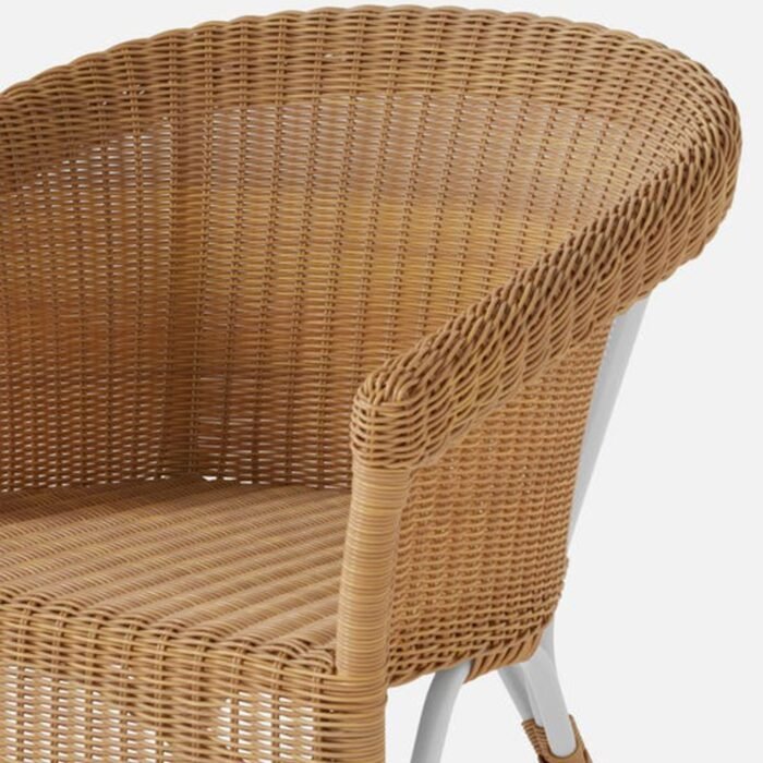 Allan Round-Backed Chair