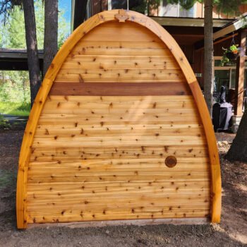 True North Saunas True North Canadian Made 4-8 Person Outdoor Traditional Tiny Pod Sauna